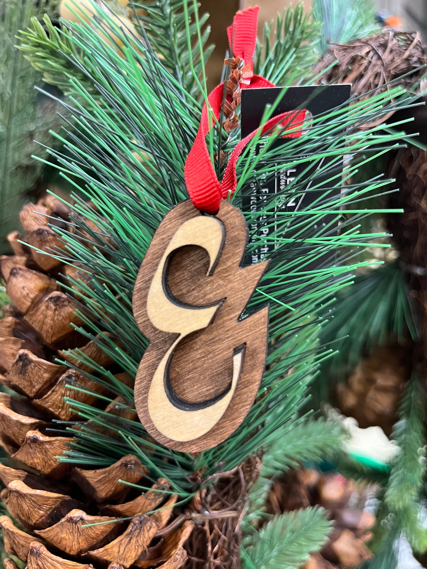 Script Style Monogram Gift Tag