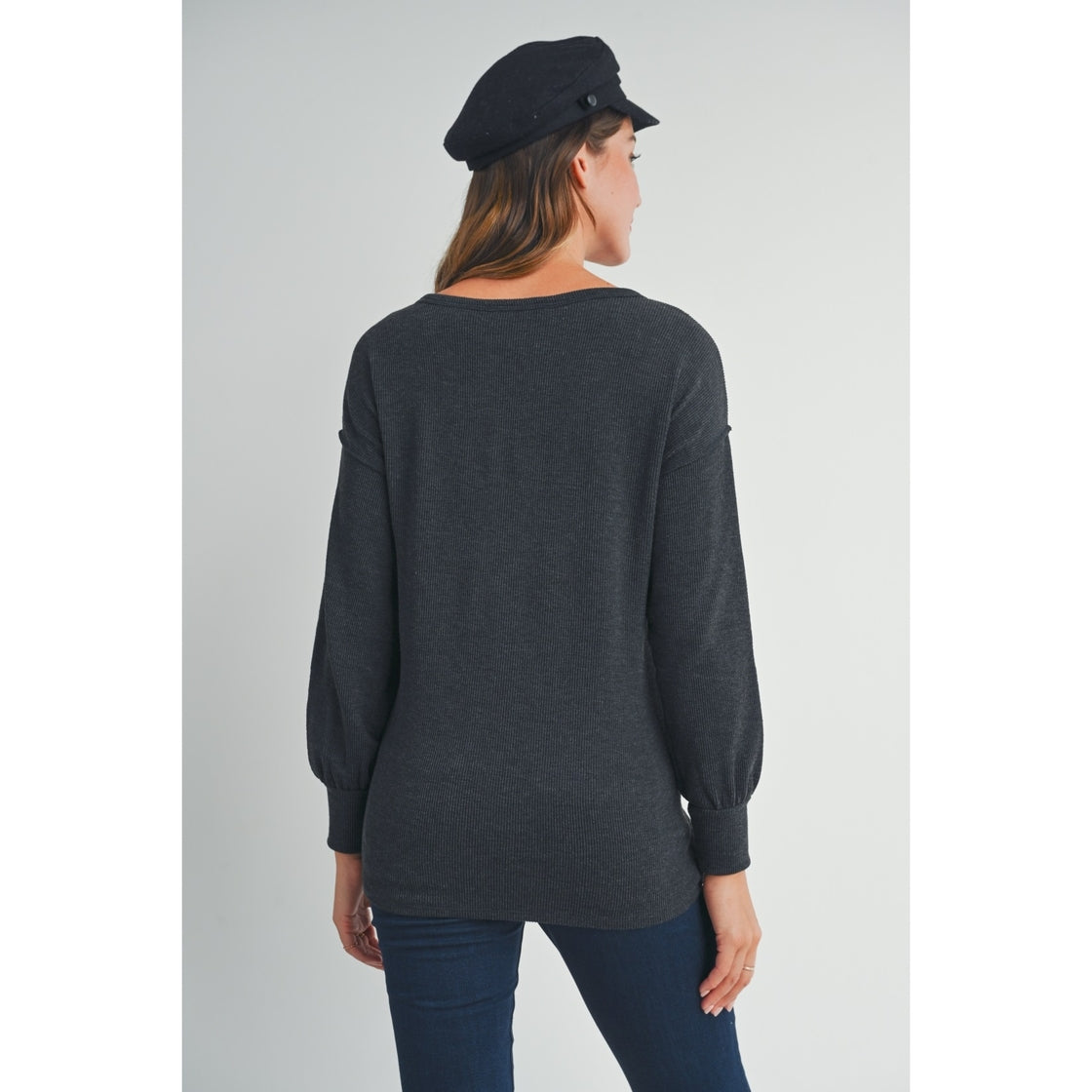 Haisley Relaxed Knit Top in Charcoal