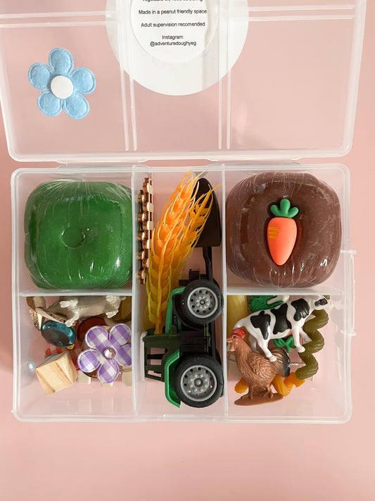 Fun at the Farm Dough Playkit Box