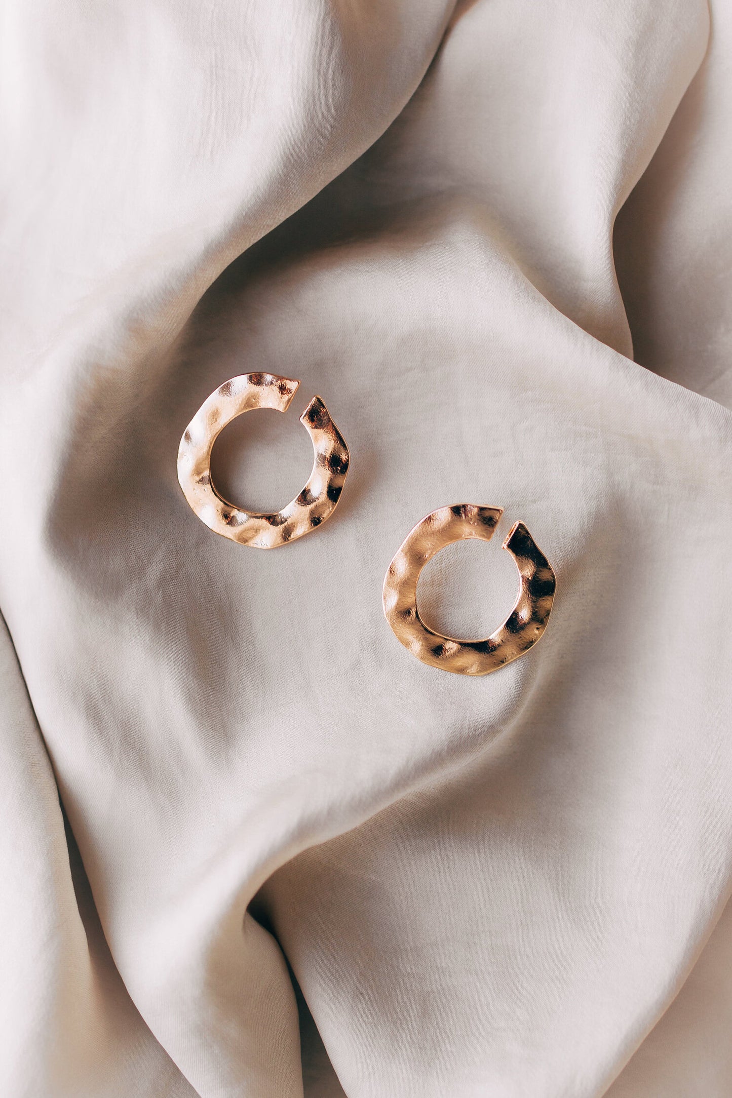 Gold Harlow Earrings