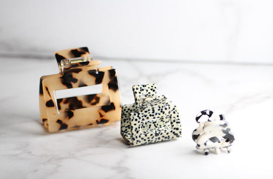 Mini Cube Clip in Speckle