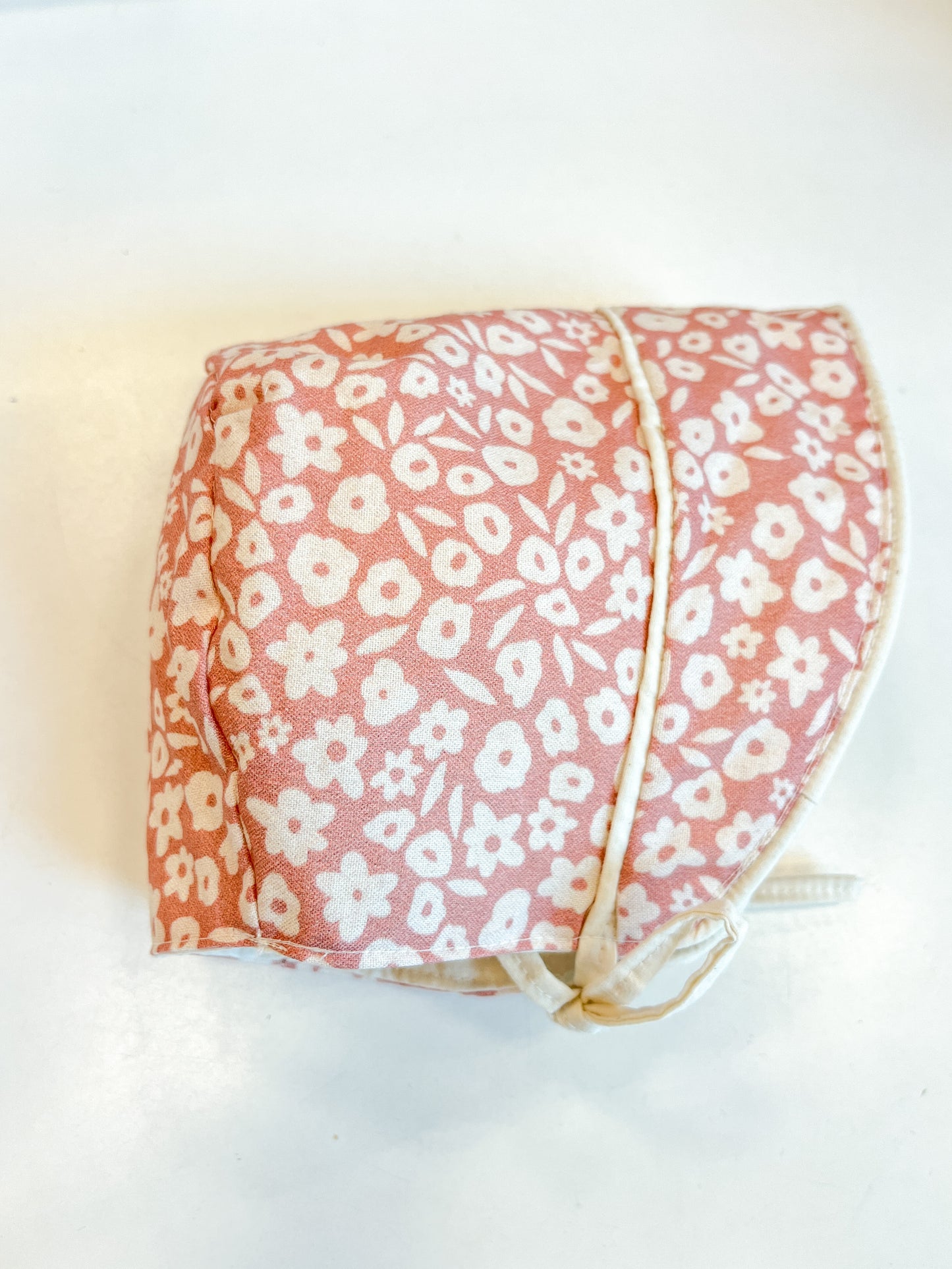Dainty Floral Bonnet in Rose