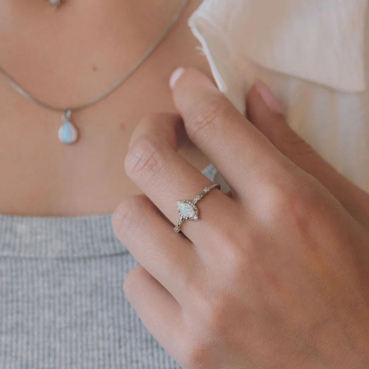 Ophelia Ring in Silver