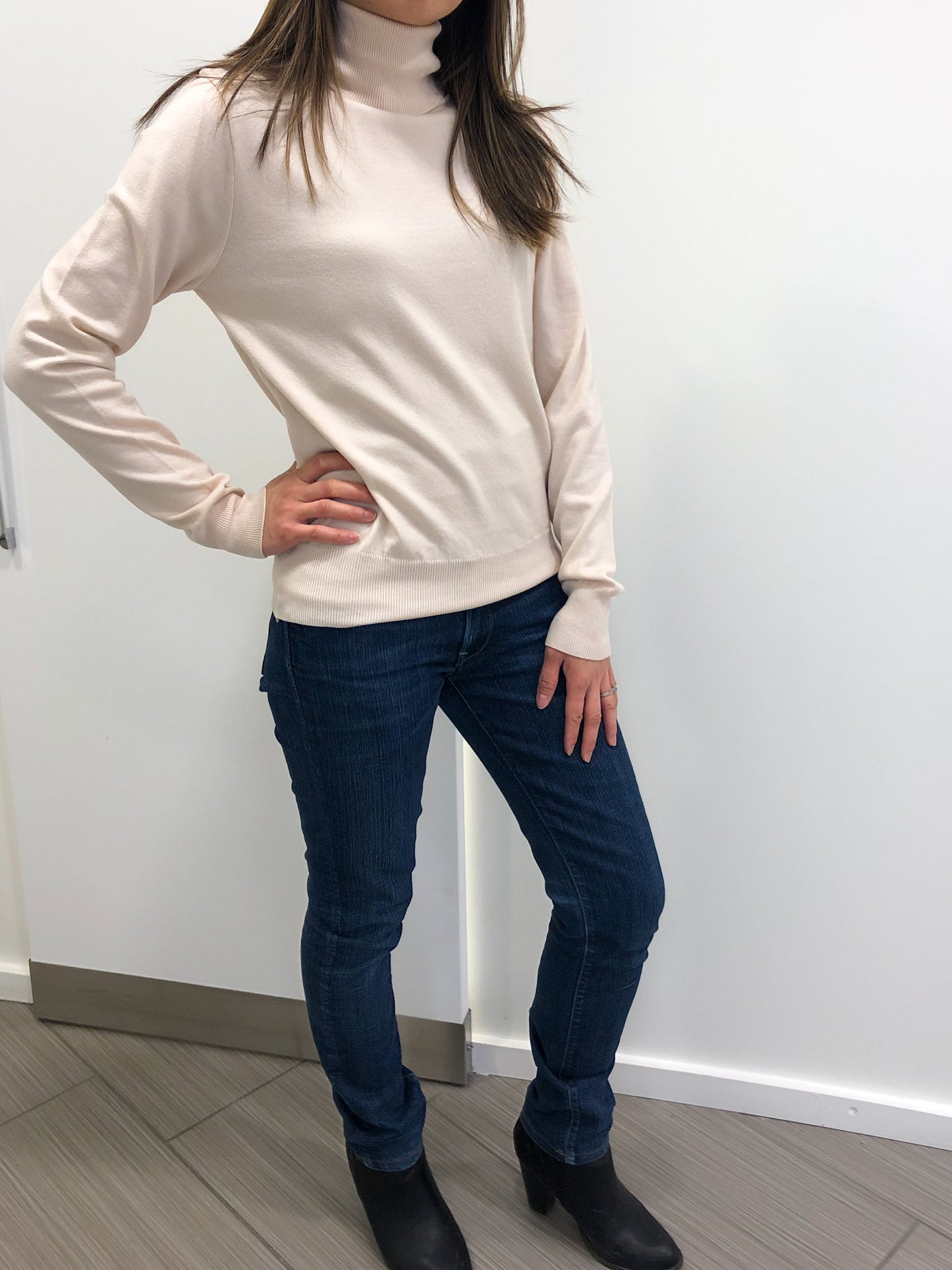 Lillian Turtleneck in Light Beige
