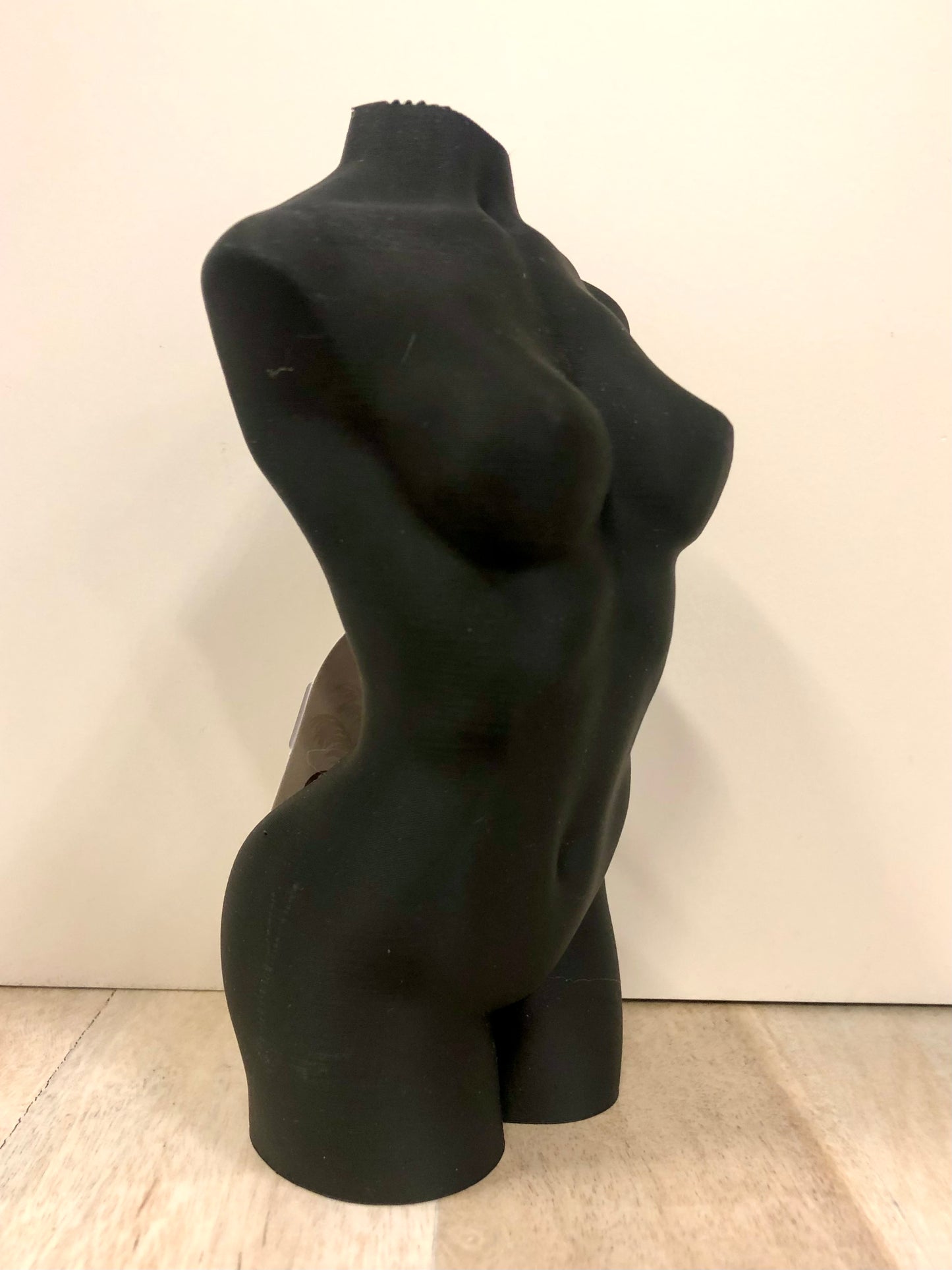 Body Vase in Black