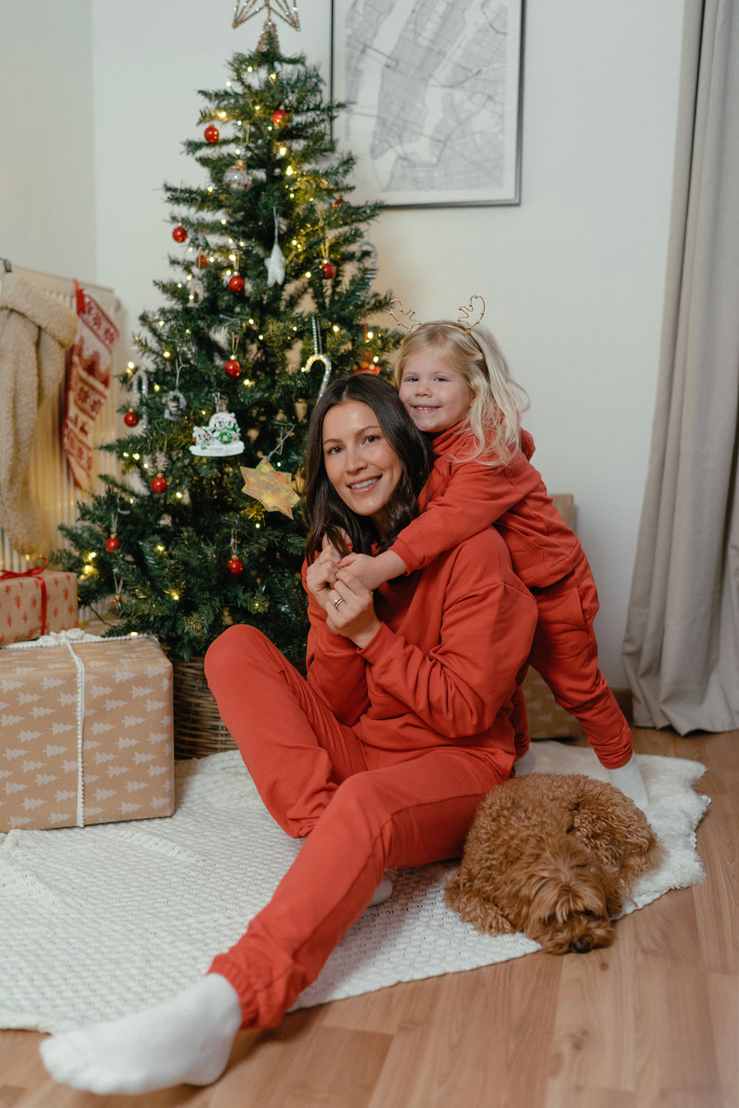 Mama Fleece Joggers in Red