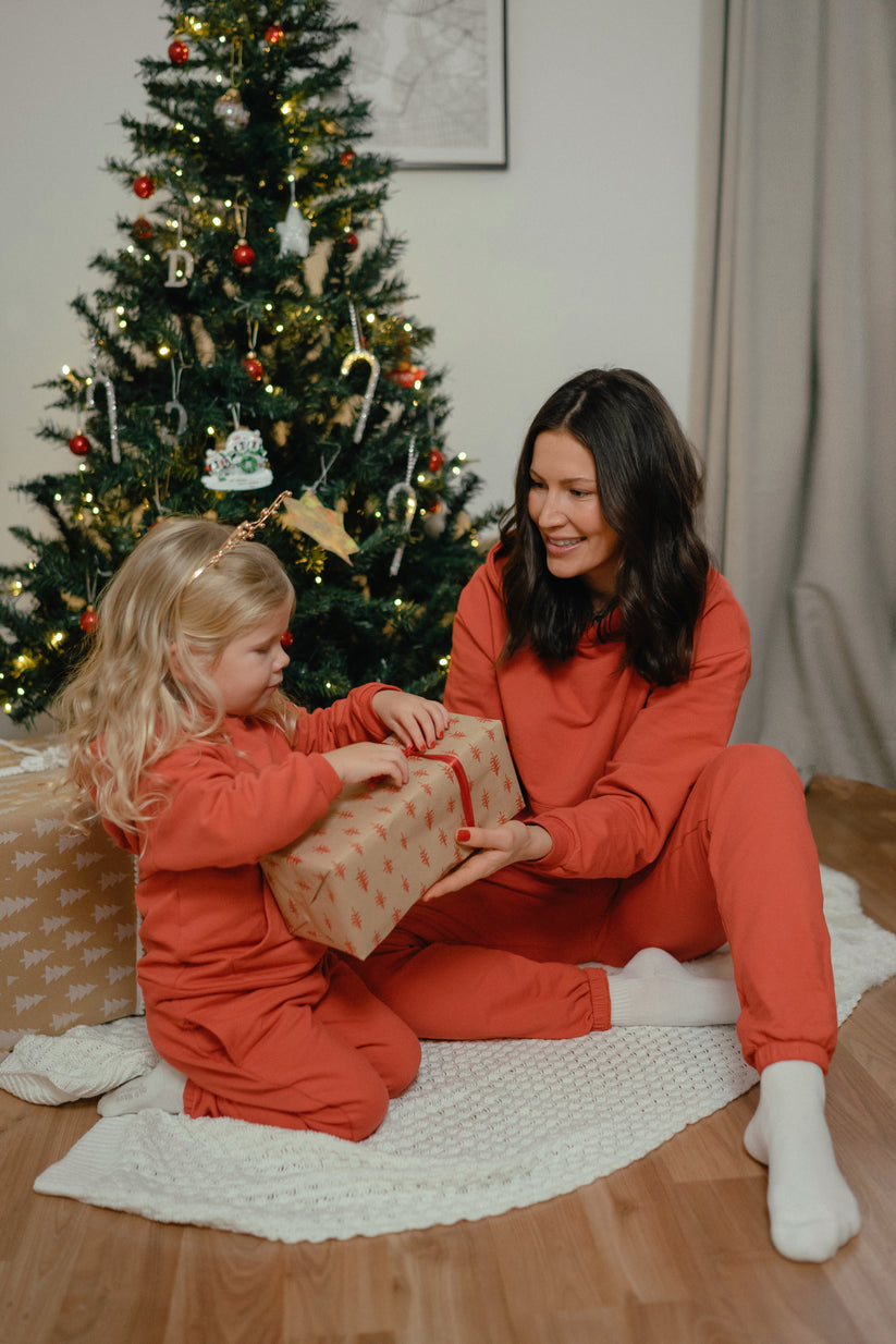 Mama Fleece Hoodie in Red