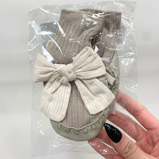 Bow Sock Booties in Beige