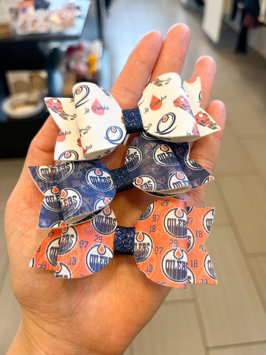 Simplest Hockey Bow Clip