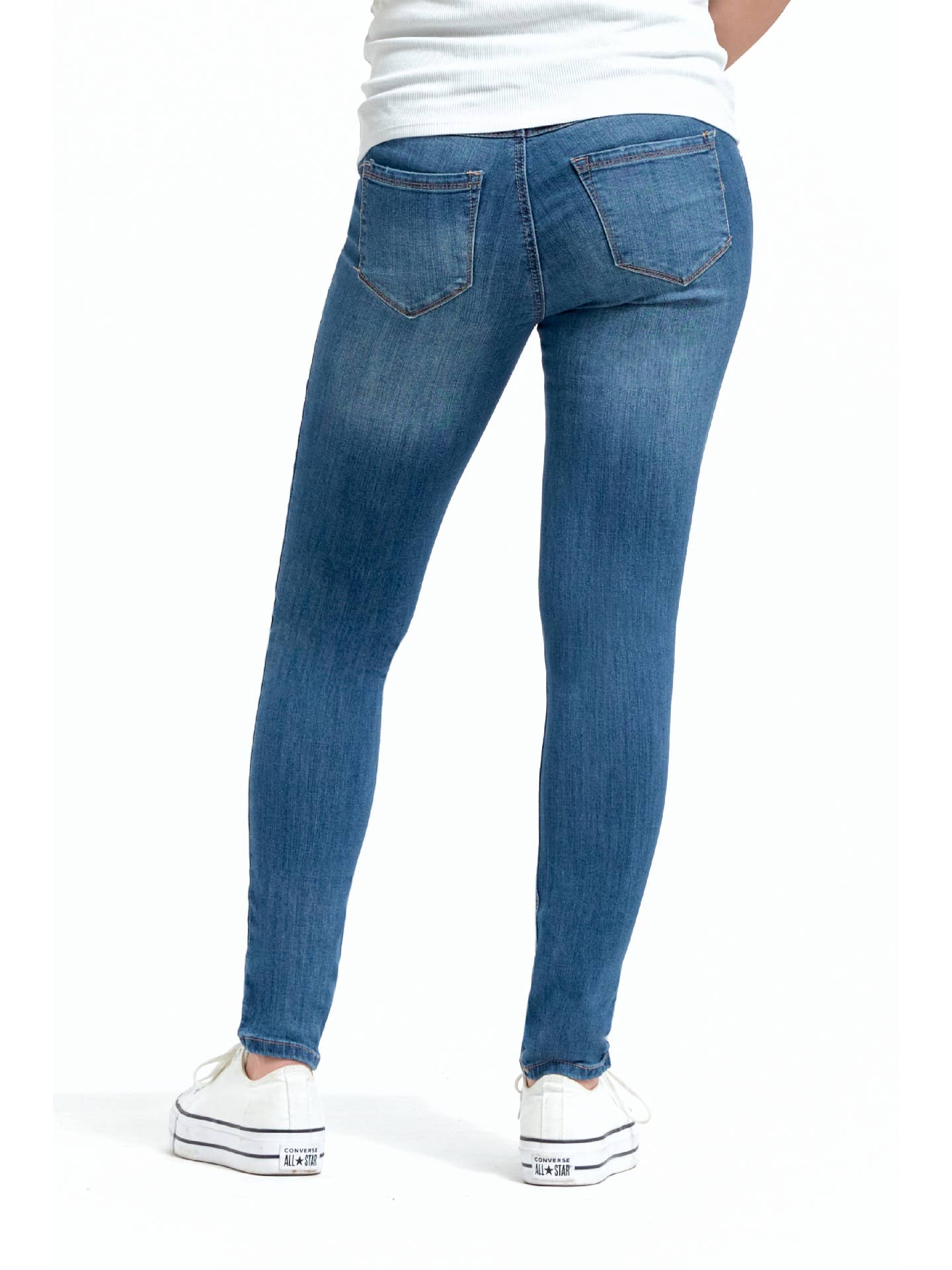 Raelynn Distressed Skinny Jeans