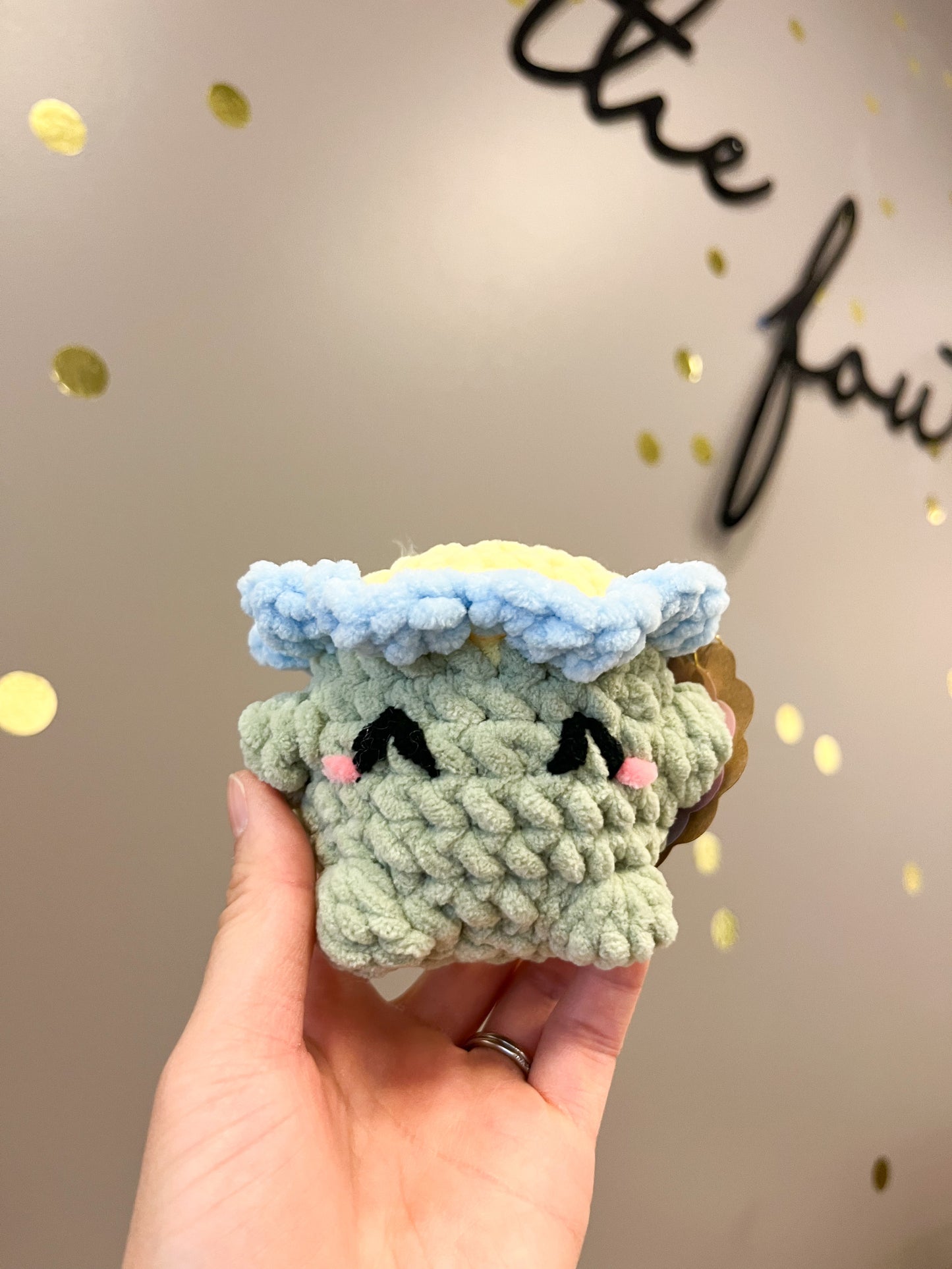 Crochet Flower Buddy