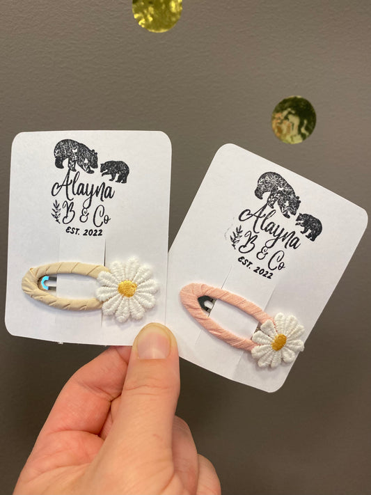 Small Flower Snap Clip