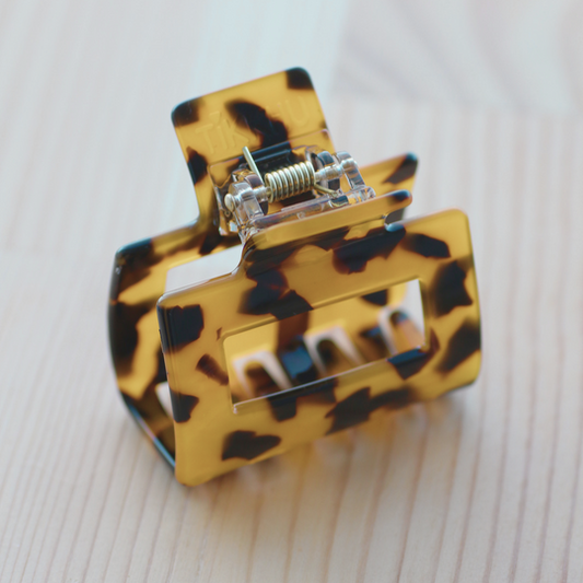 Cube Clip in Dark Tortoise