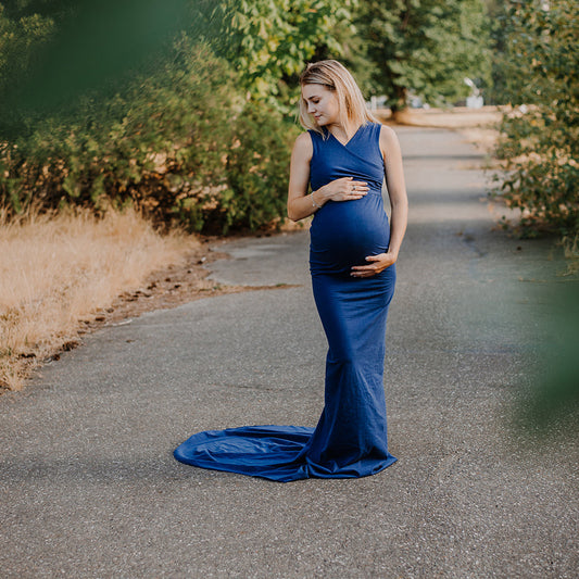 Santiago Maternity Gown in Navy Size XS/S