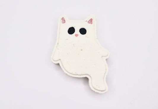 Strawberry Milkshake Ghost Cat Bath Bomb