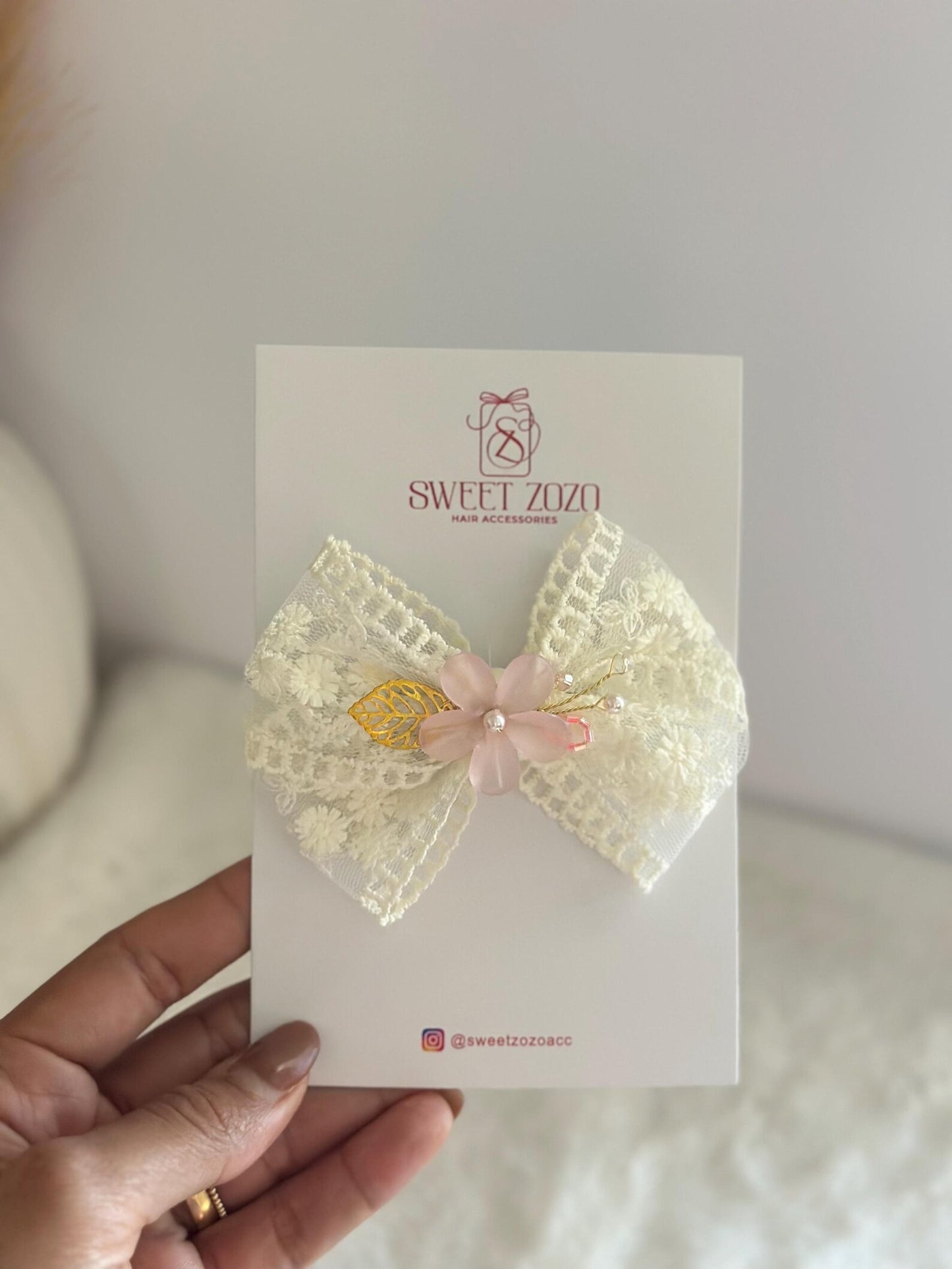 Lace Charm Bow Clip