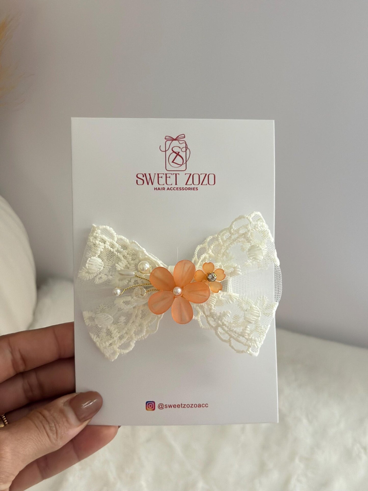 Lace Charm Bow Clip