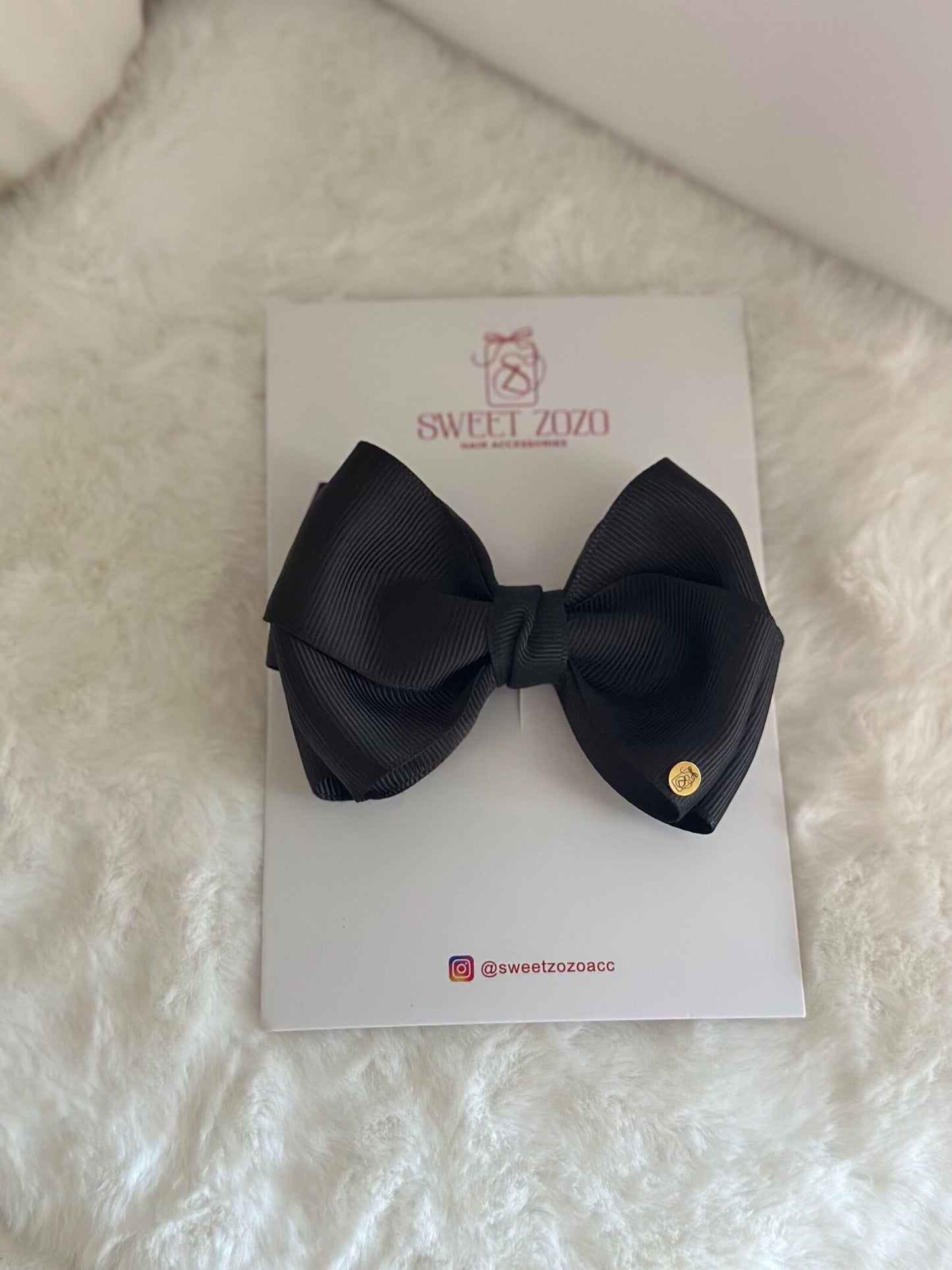 Amelia Bow Clip