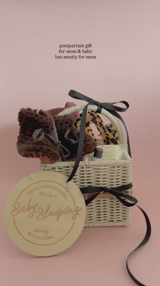 New Mom Gift Box: Brown
