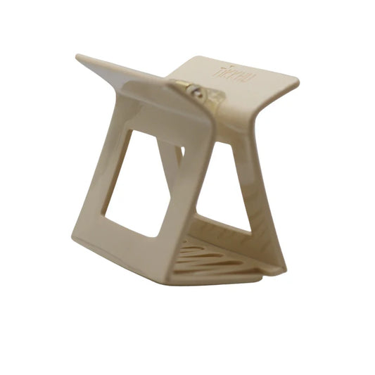 Rubi XL Claw Clip in Oat