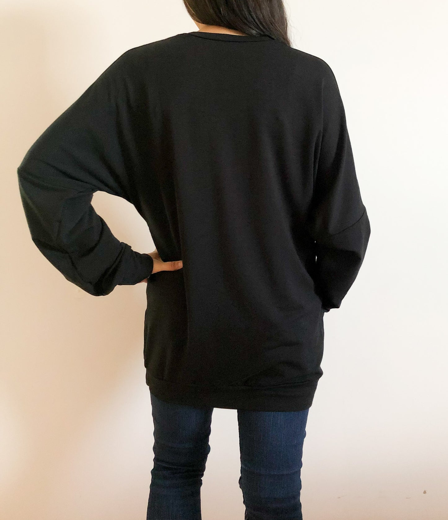 Boyfriend Sweater in Black L