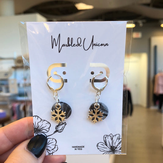 The Snowflake Charms