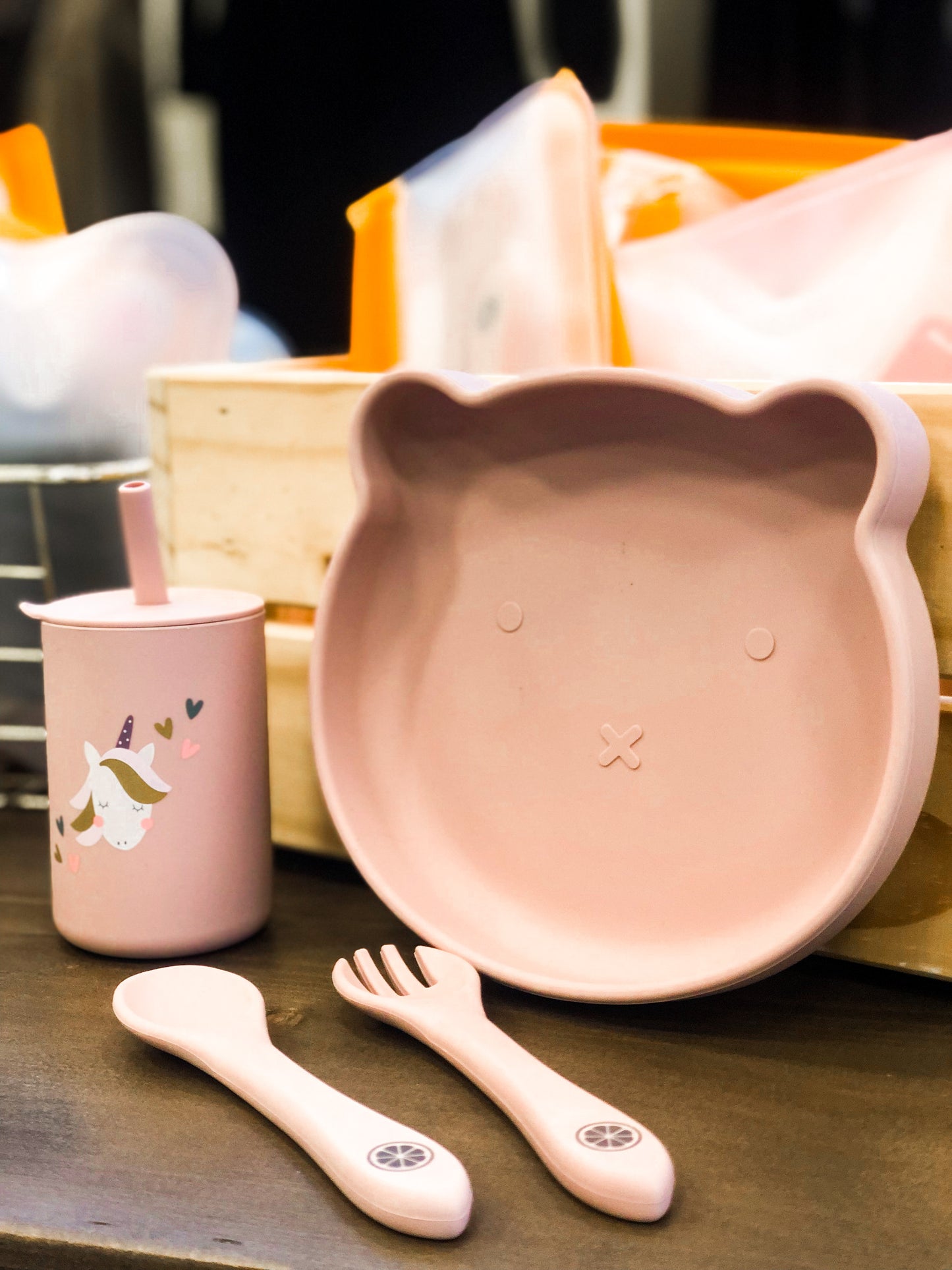 Silicone Bear Plate in Pink Mauve